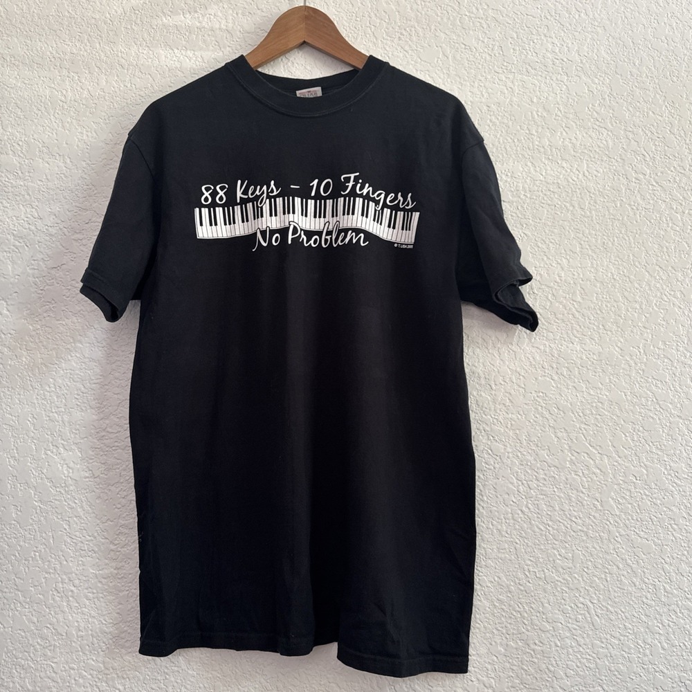 Anvil Piano Keyboard 88 Keys 10 Fingers No Problem Funny T-Shirt Black Size L
